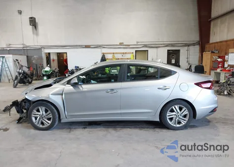 2020 Hyundai Elantra Sel z USA, uszkodzony, nr VIN 5NPD84LF8LH552127